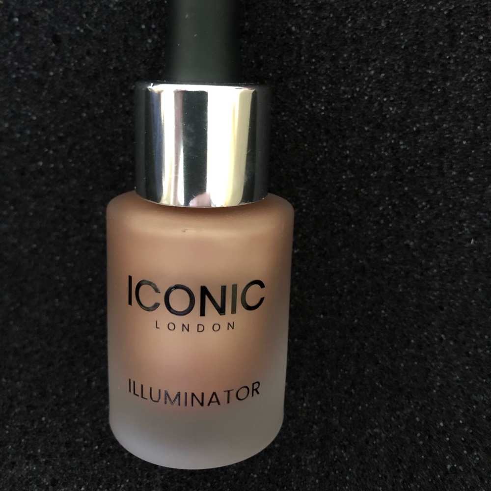 Iconic London Illuminizer